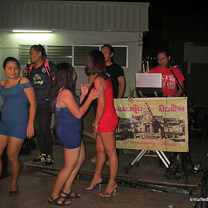 2014-05-17 Smurf Bar