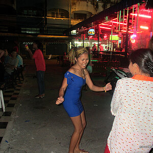 2014-05-17 Smurf Bar