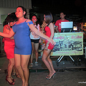 2014-05-17 Smurf Bar