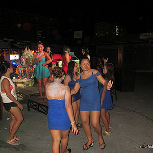 2014-05-17 Smurf Bar