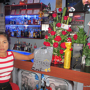 2014-05-18 Smurf Bar
