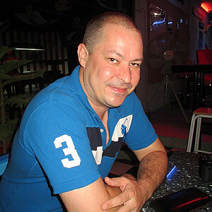 2014-05-18 Smurf Bar