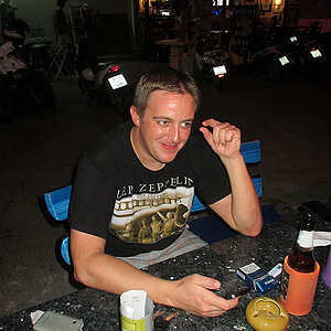 2014-05-20 Smurf Bar