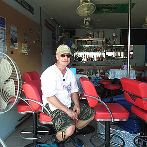 2014-05-22 Smurf Bar