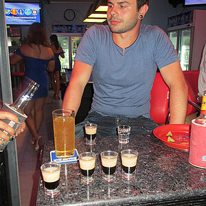 2014-05-23 Smurf Bar