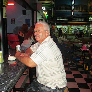 2014-05-24 Smurf Bar
