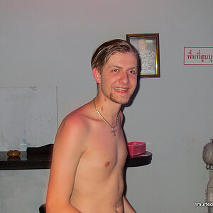 2014-05-27 Smurf Bar