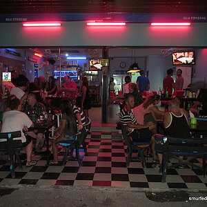2014-05-27 Smurf Bar