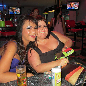 2014-05-31 Smurf Bar