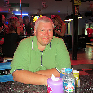 2014-06-01 Smurf Bar