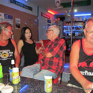 2014-06-02 Smurf Bar