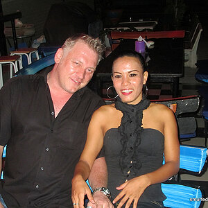 2014-06-03 Smurf Bar