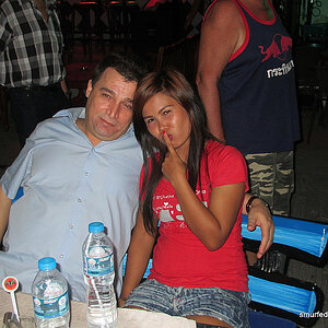 2014-06-11 Smurf Bar