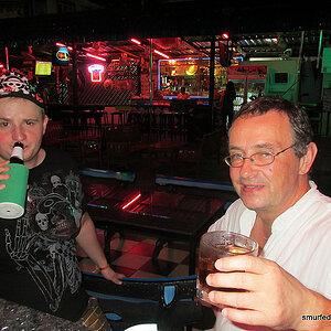 2014-06-12 Smurf Bar