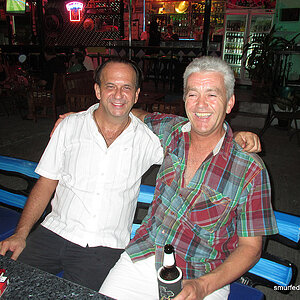 2014-06-14 Smurf Bar