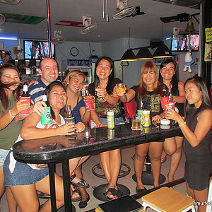 2014-06-22 Smurf Bar