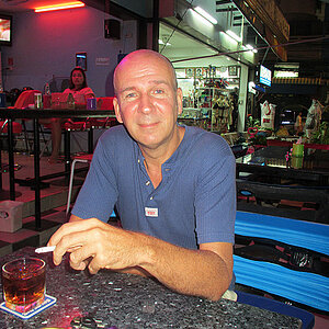 2014-06-25 Smurf Bar