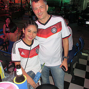 2014-06-26 Smurf Bar