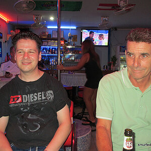 2014-06-26 Smurf Bar