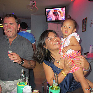 2014-06-27 Smurf Bar