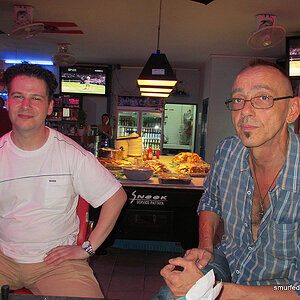 2014-06-27 Smurf Bar