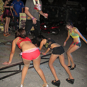 2014-06-27 Smurf Bar