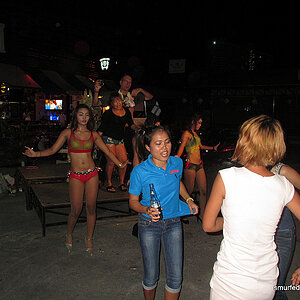 2014-06-27 Smurf Bar