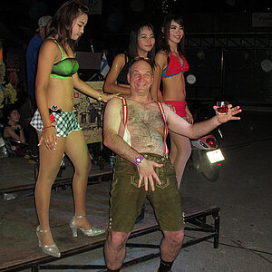 2014-06-27 Smurf Bar