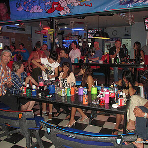 2014-06-27 Smurf Bar
