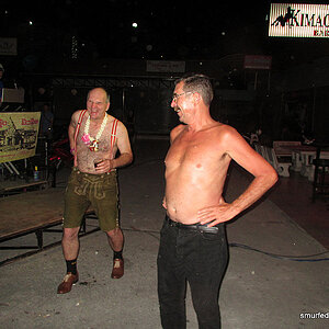 2014-06-27 Smurf Bar