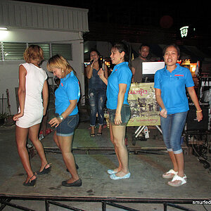 2014-06-27 Smurf Bar