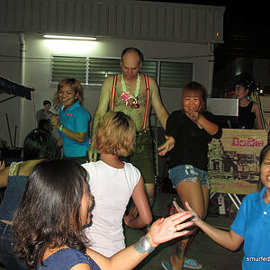 2014-06-27 Smurf Bar