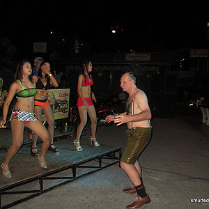 2014-06-27 Smurf Bar