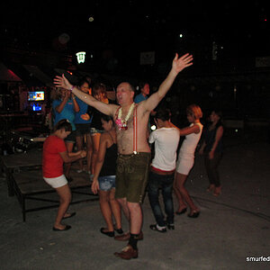 2014-06-27 Smurf Bar