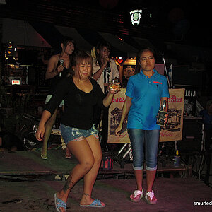 2014-06-27 Smurf Bar