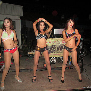 2014-06-27 Smurf Bar