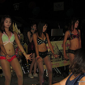 2014-06-27 Smurf Bar