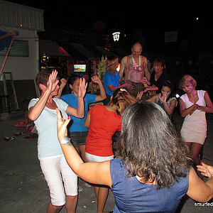 2014-06-27 Smurf Bar