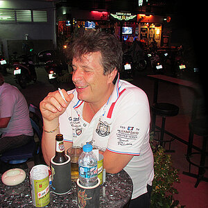 2014-07-04 Smurf Bar