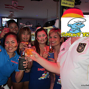 2014-07-04 Smurf Bar