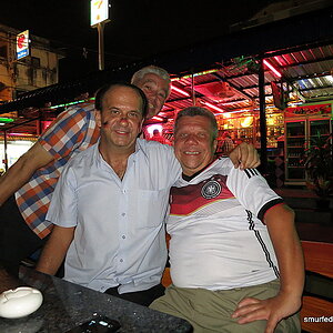 2014-07-08 Smurf Bar