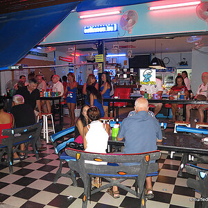 2014-07-18 Smurf Bar