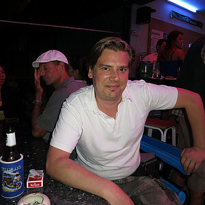 2014-07-18 Smurf Bar