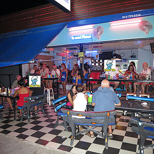 2014-07-18 Smurf Bar