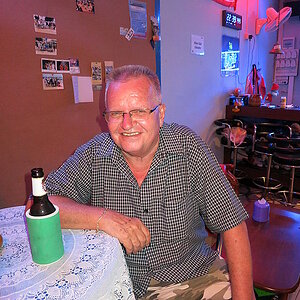 2014-07-25 Smurf Bar