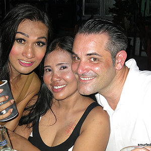 2014-08-01  Smurf Bar