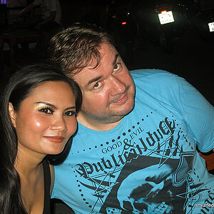 2014-08-03  Smurf Bar