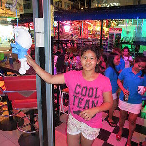 2014-08-04  Smurf Bar