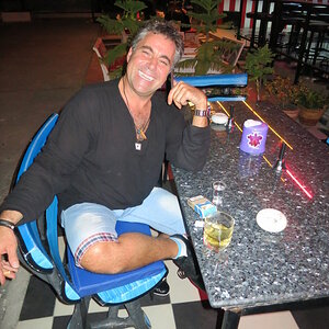 2014-08-04  Smurf Bar