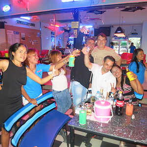 2014-08-04  Smurf Bar
